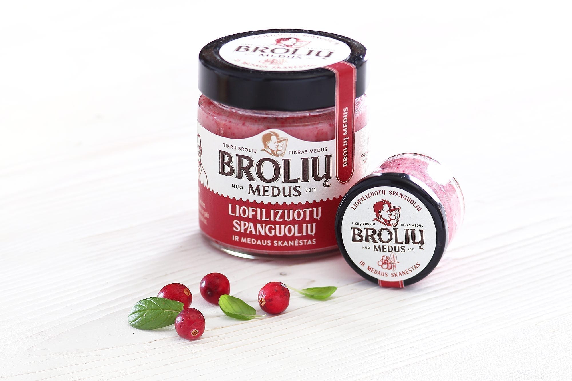 medus su spanguolėmis
