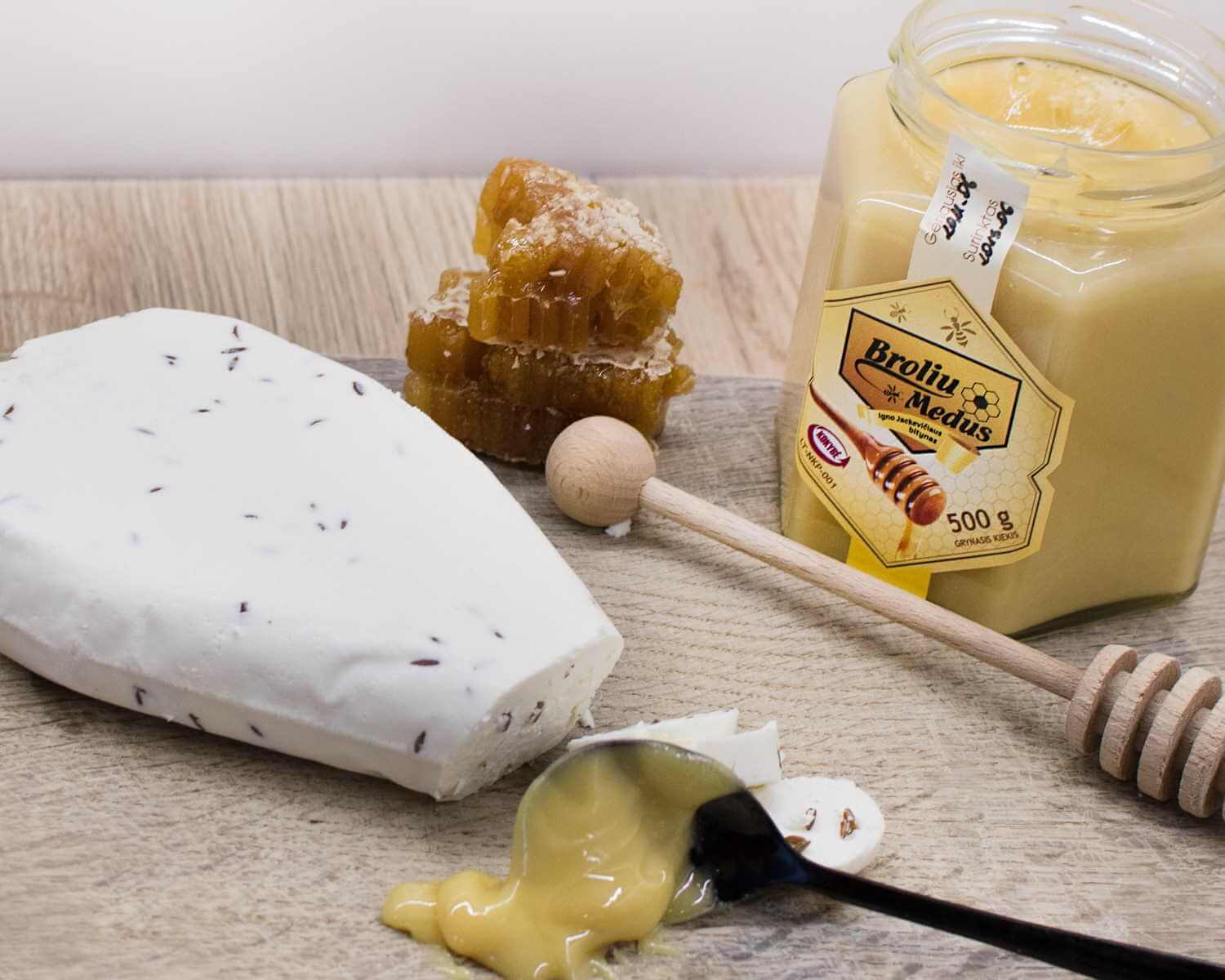 Medaus sudėtis. Medaus kalorijos ir kas po jomis slepiasi. 1 medaus maistingumas